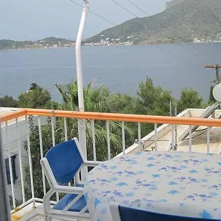 Tatsis Appartement Massouri