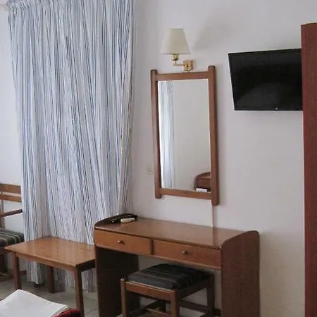 Tatsis * מאסורי