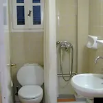 Tatsis Apartament *